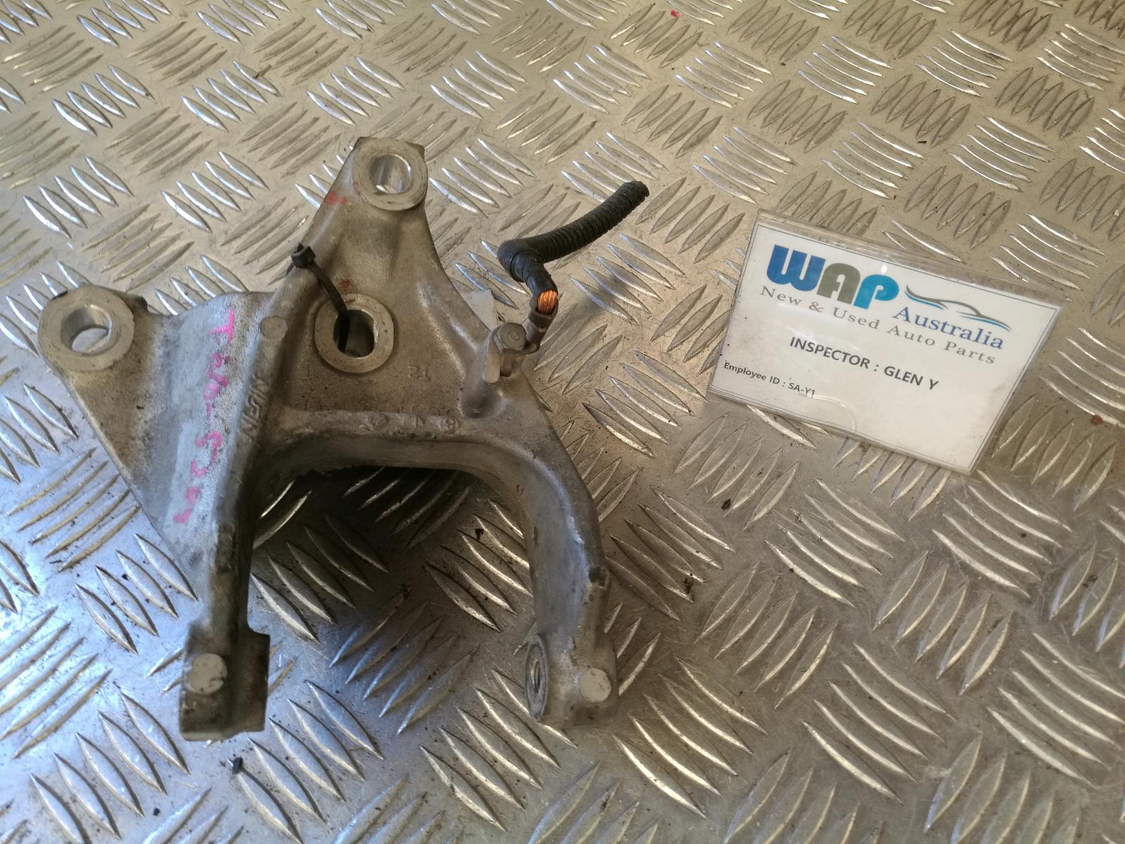 View Auto part Mount Honda Jazz 2009