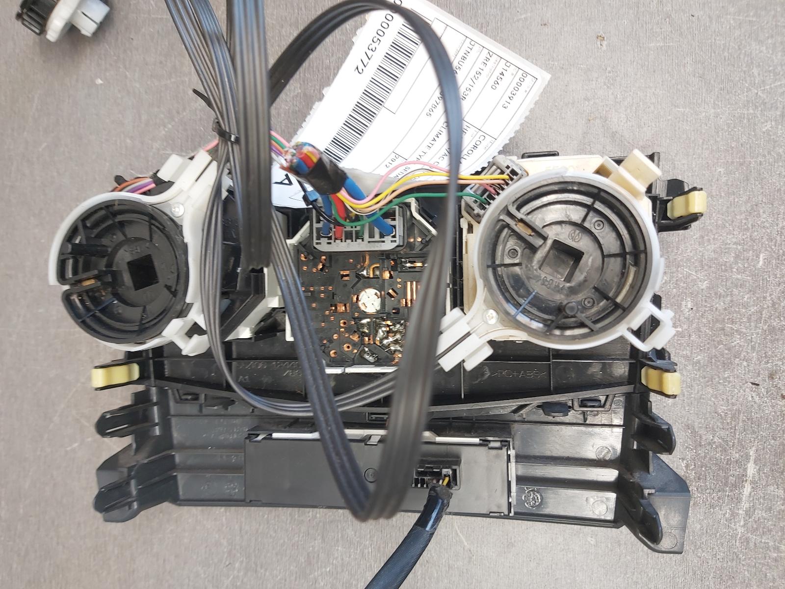 View Auto part Heater/Ac Controls Toyota Corolla 2012