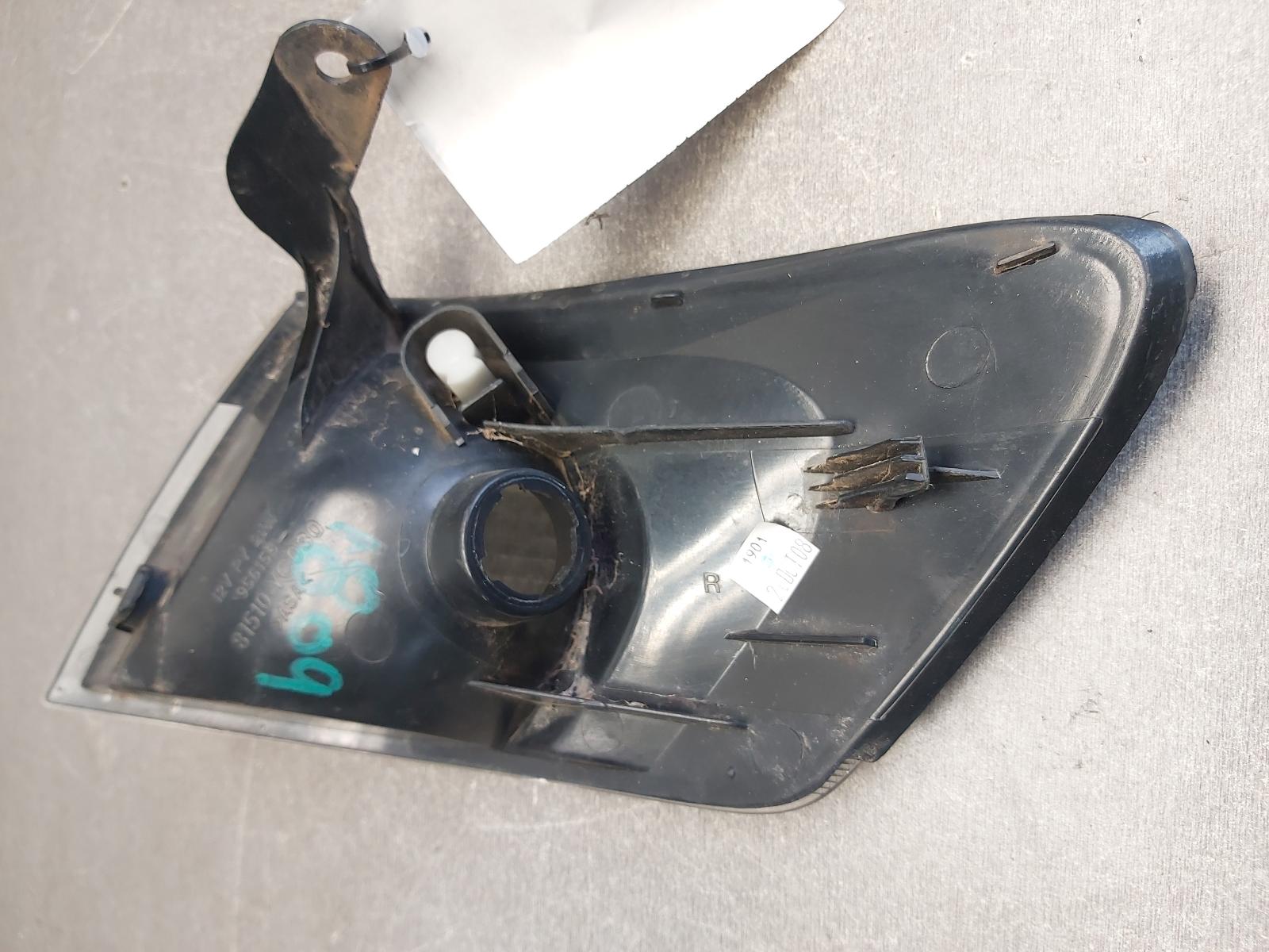 1999 Toyota Camry Right Indicator/Fog/Side View Auto part Right Indicator/Fog/Side Toyota Camry 1999