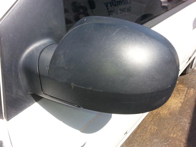 2001 Daihatsu Sirion Hatch Strut View Auto part Hatch Strut Daihatsu Sirion 2001