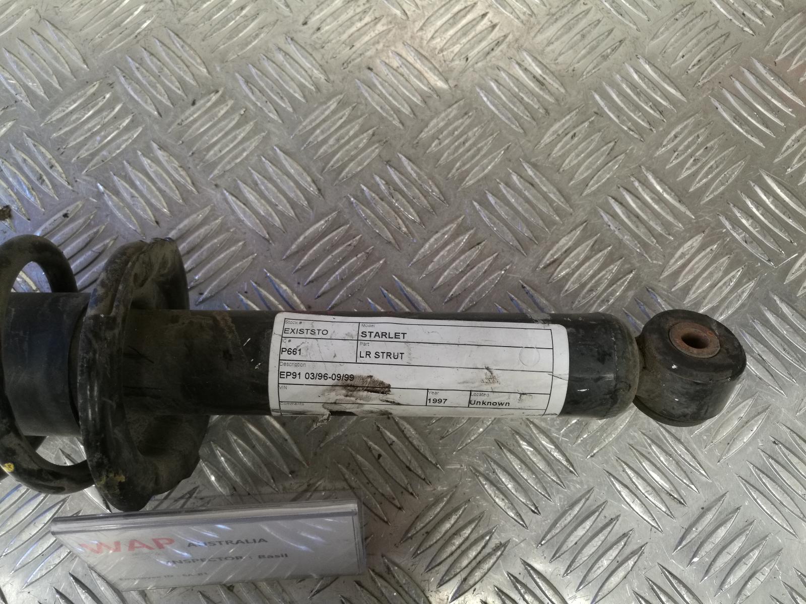 Left Rear Strut Starlet Toyota 1997