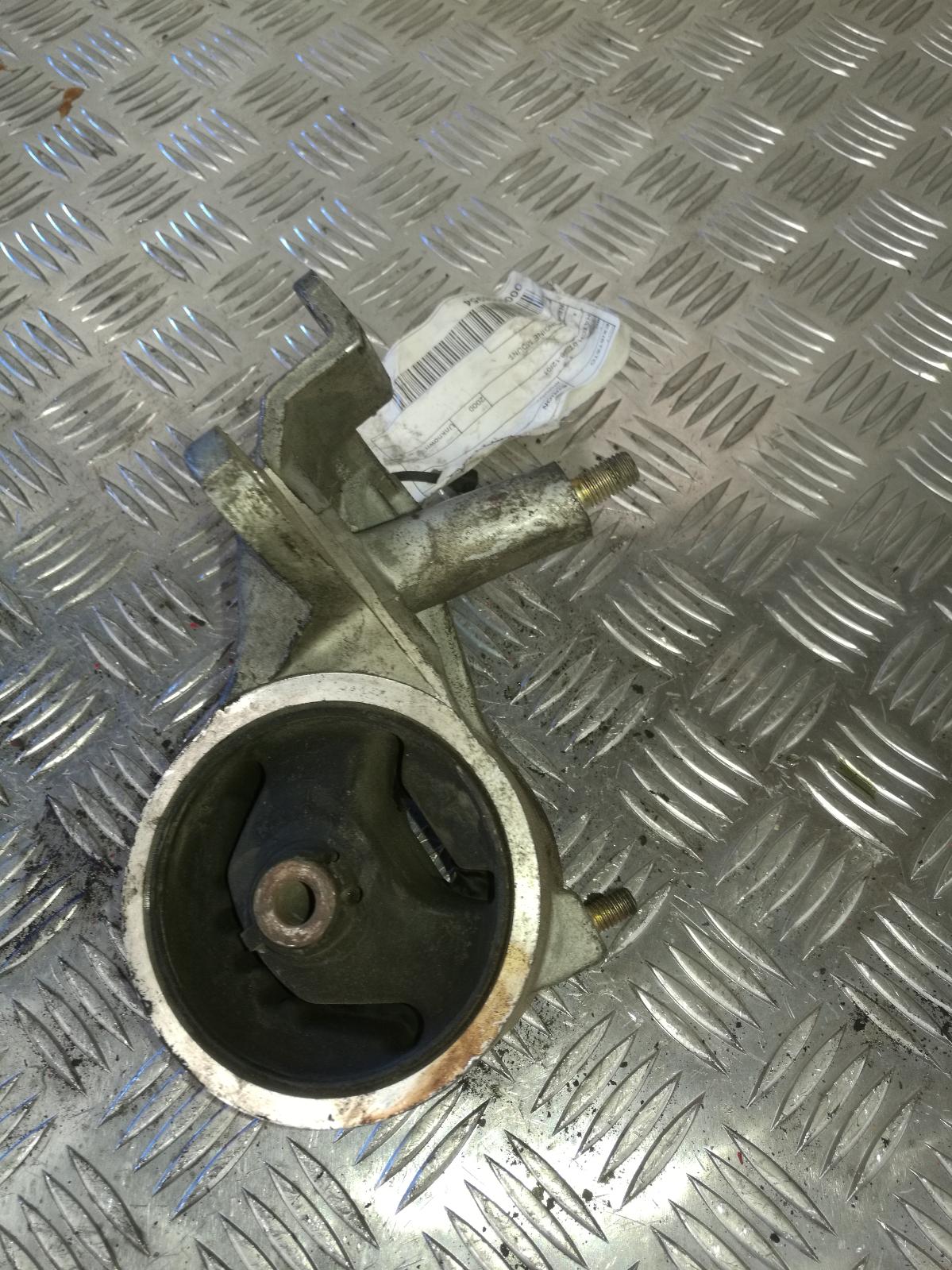 View Auto part Mount Daihatsu Sirion 2000