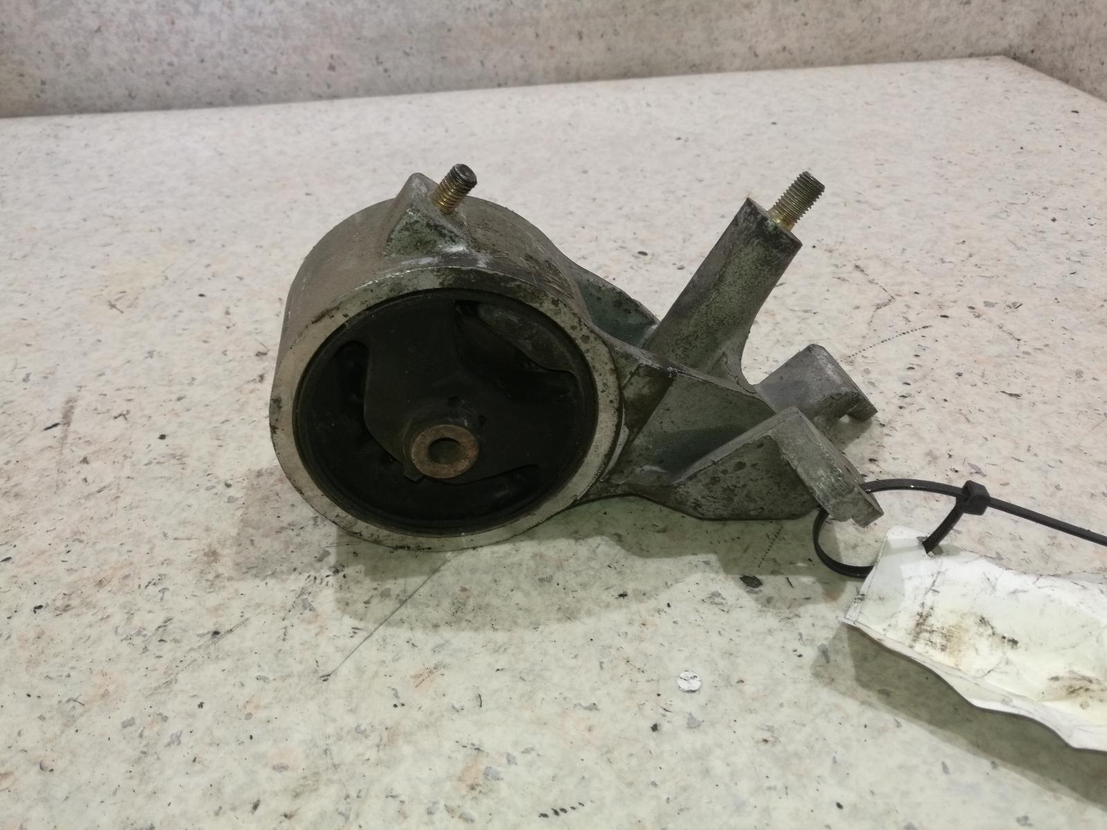 View Auto part Mount Daihatsu Sirion 2000