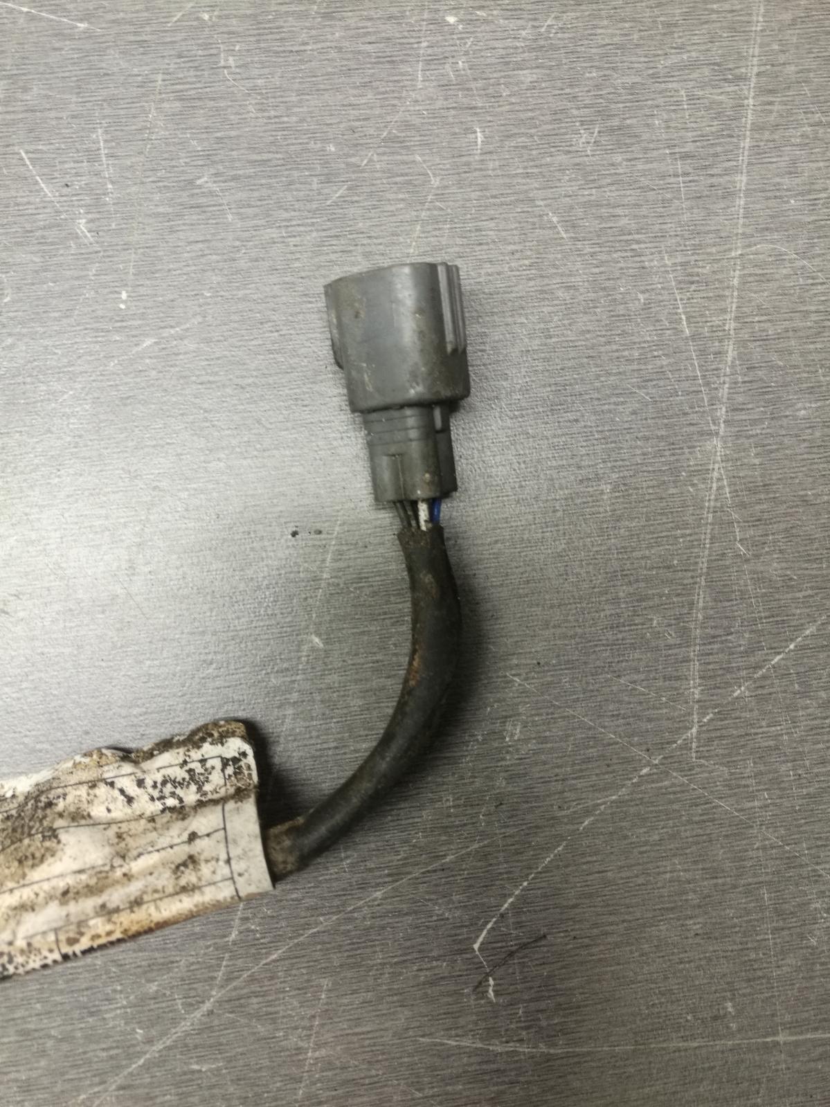 View Auto part Oxygen Sensor Toyota Mr2 1996