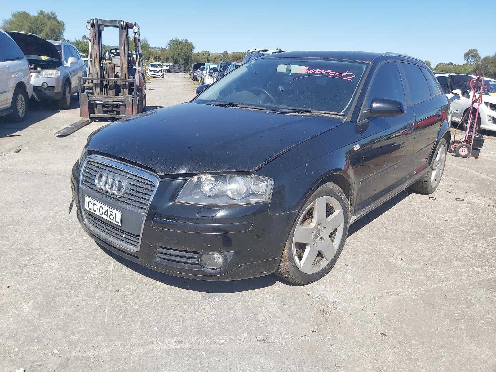 View Auto part Bonnet Hinge/Strut Audi A3 2005