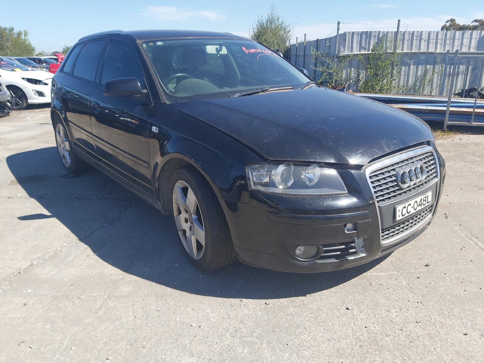 View Auto part Bonnet Hinge/Strut Audi A3 2005