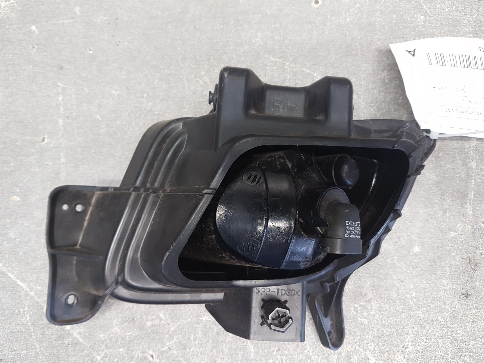 View Auto part Right Indicator/Fog/Side Hyundai I30 2010