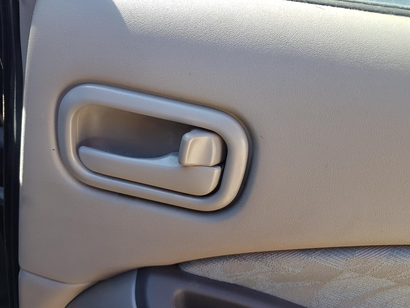 2002 Nissan Pulsar Door Handle View Auto part Door Handle Nissan Pulsar 2002