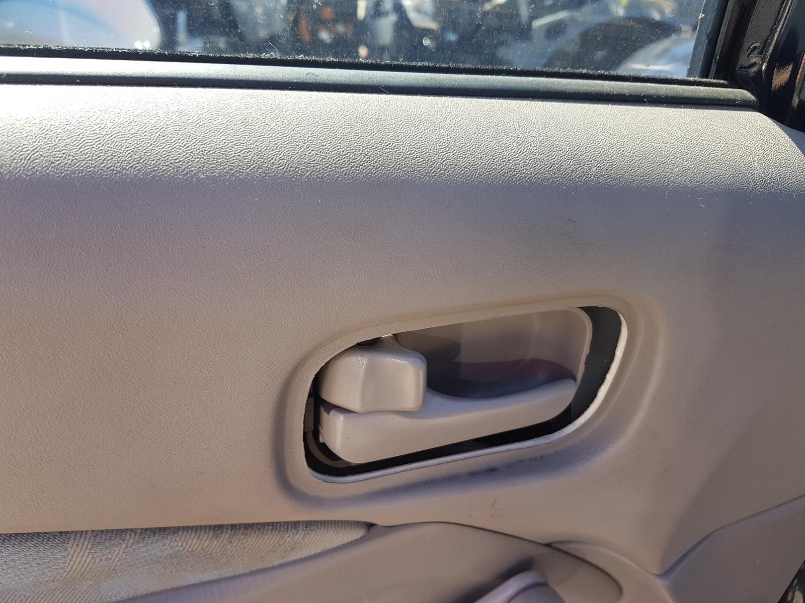 View Auto part Door Handle Nissan Pulsar 2002
