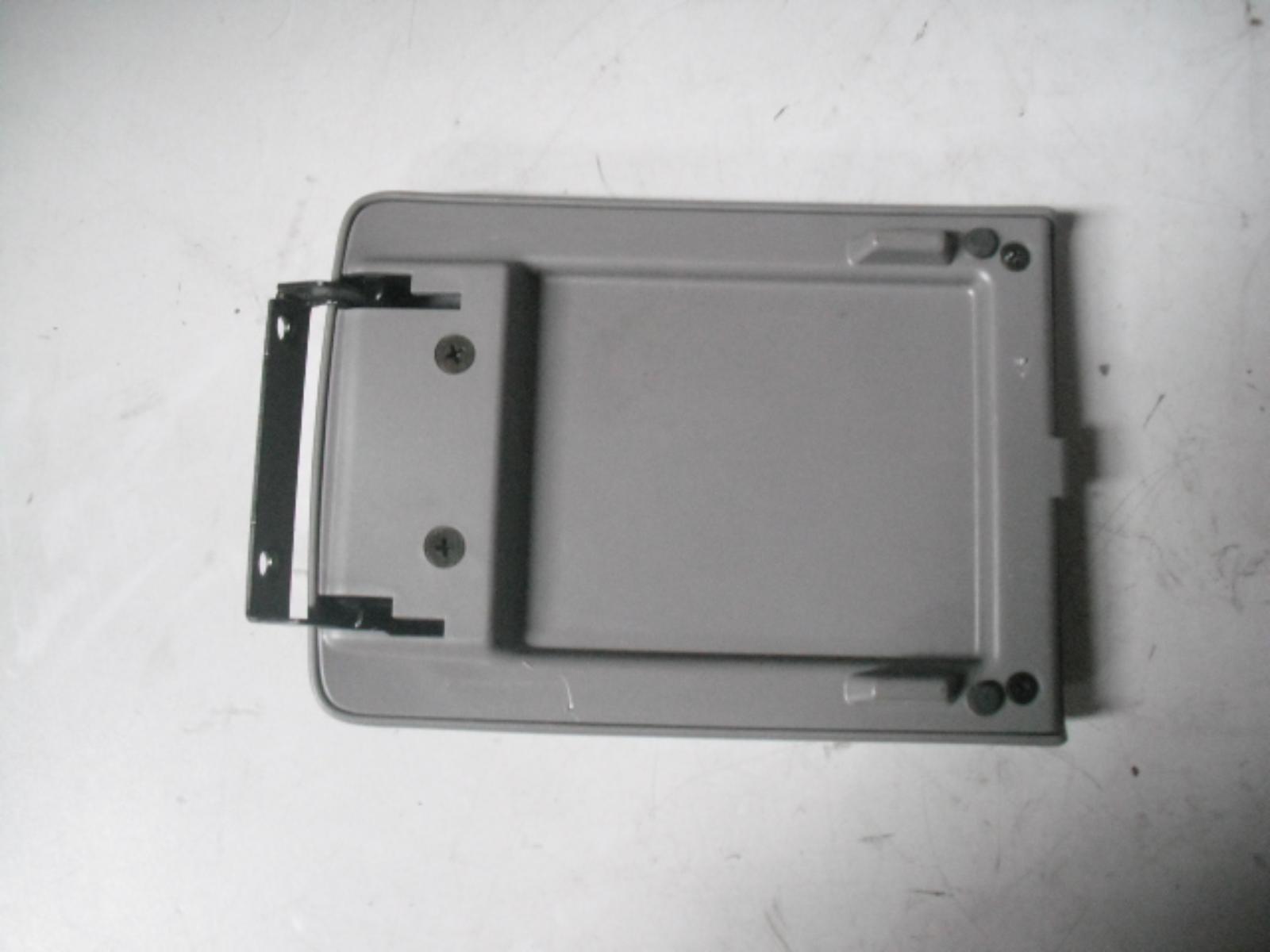 View Auto part Console Subaru Forester 2004