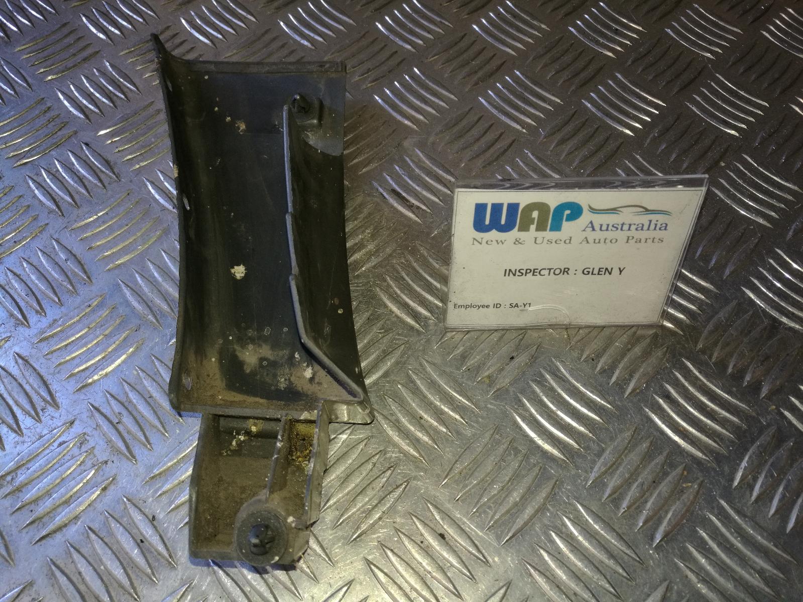 View Auto part Body/Door Mould Subaru Forester 2004