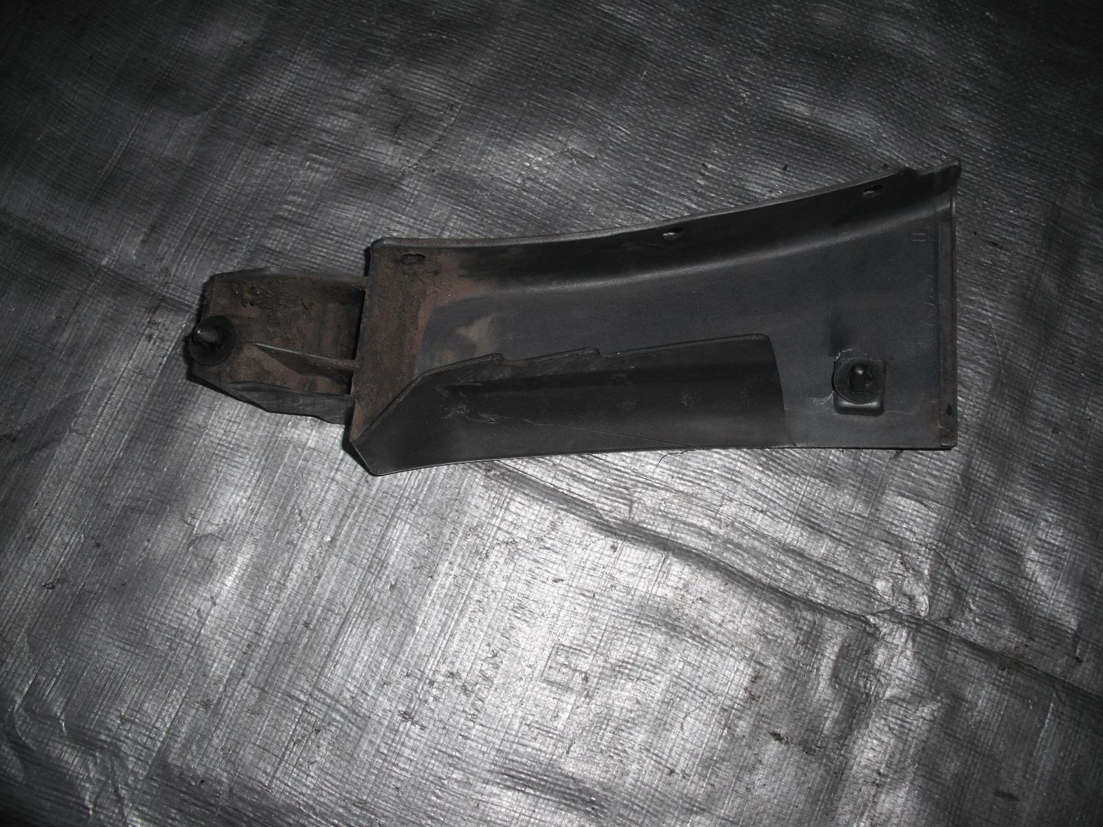 View Auto part Body/Door Mould Subaru Forester 2004