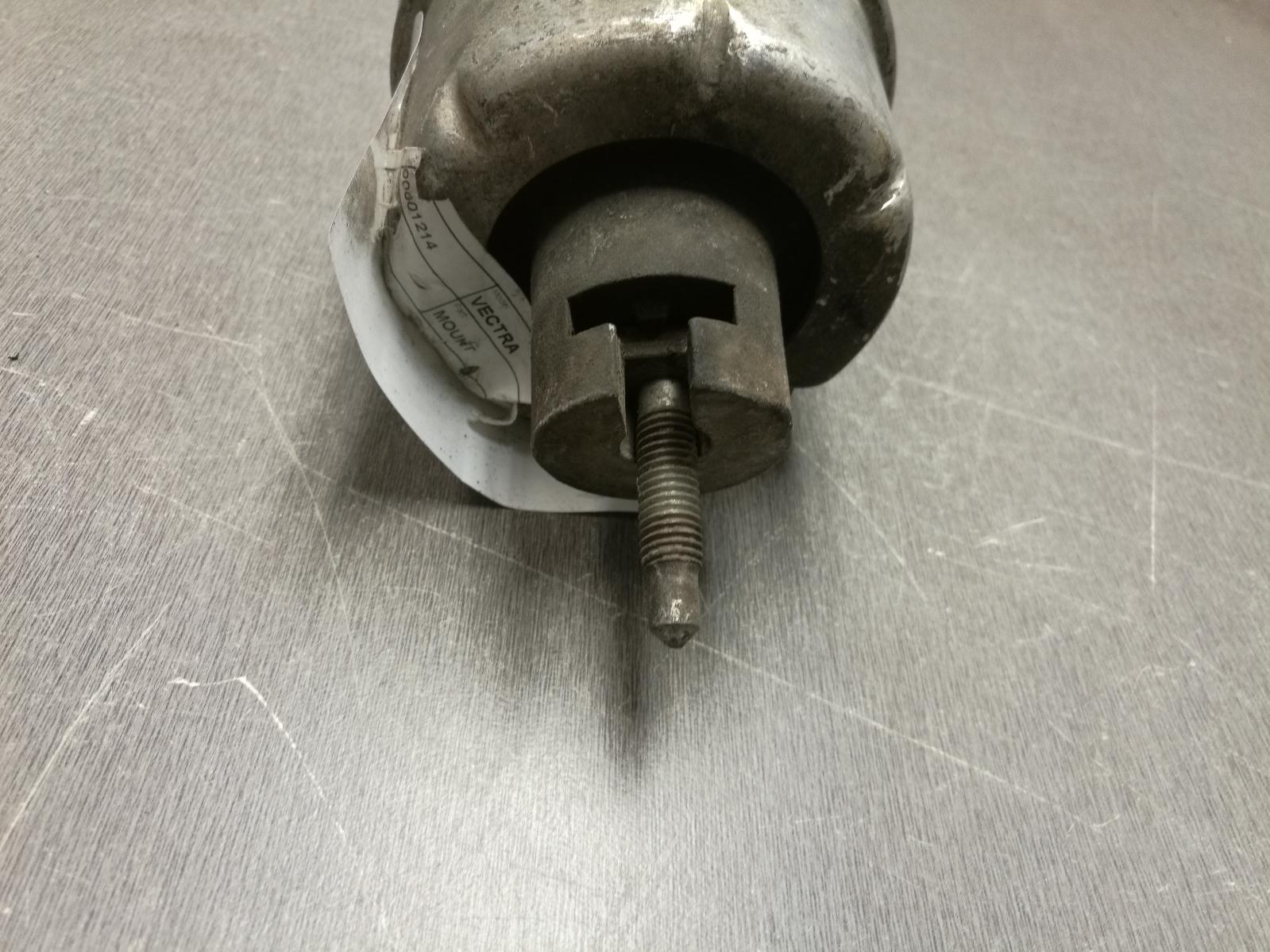 View Auto part Mount Holden Vectra 1997