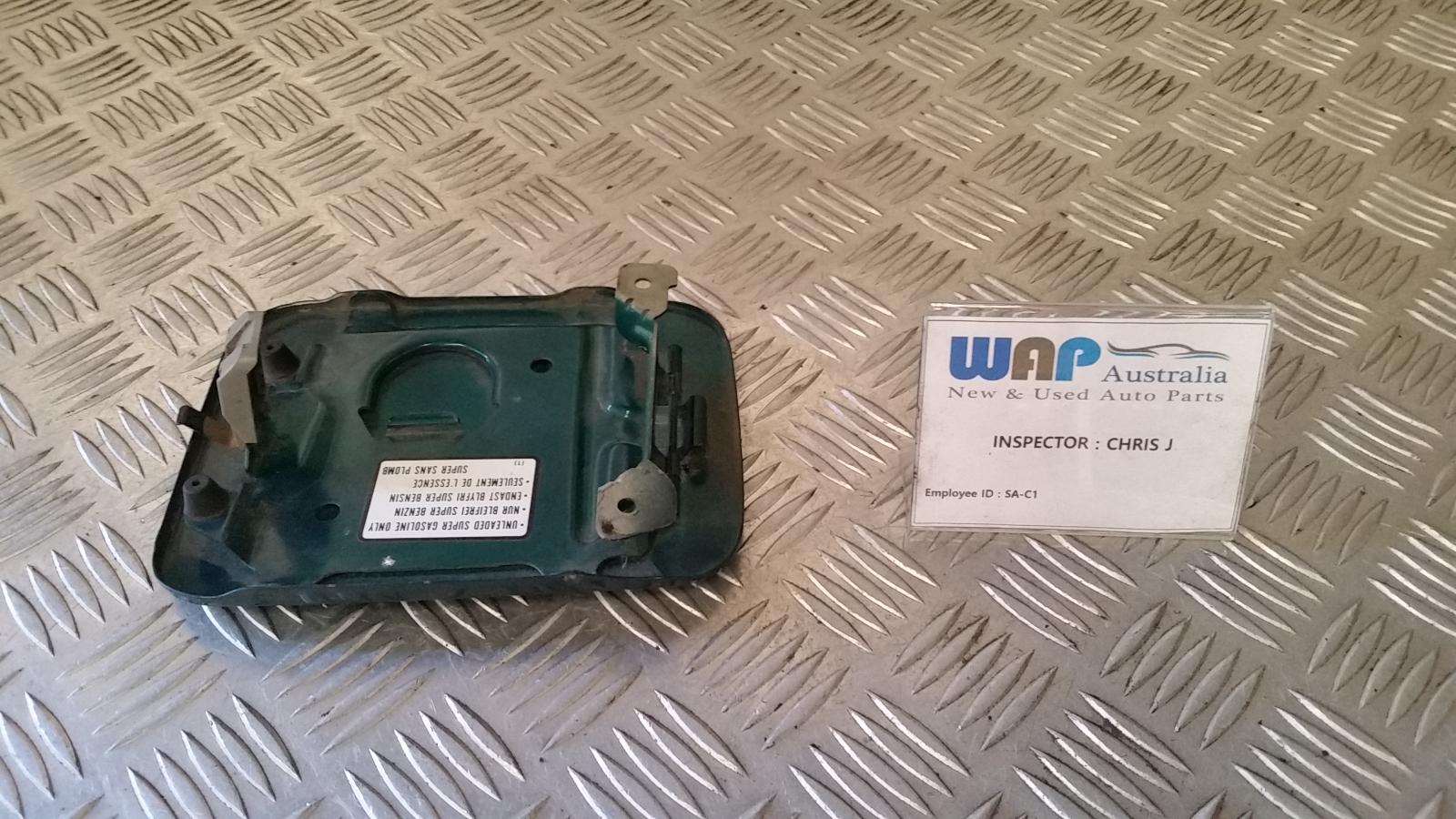 View Auto part Fuel Door / Filler Subaru Impreza 1999