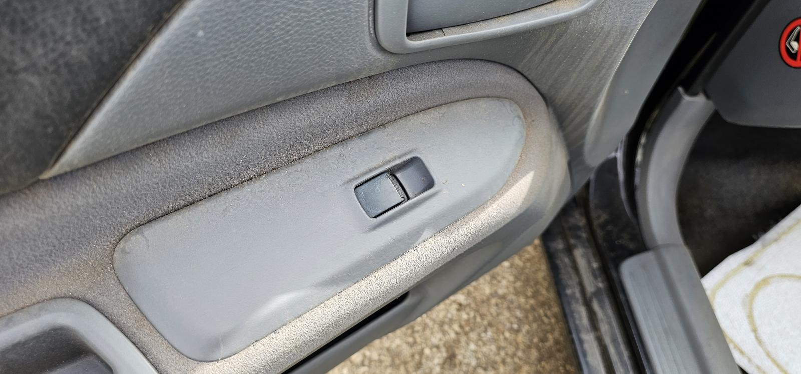 2005 Mitsubishi Lancer Antenna View Auto part Antenna Mitsubishi Lancer 2005