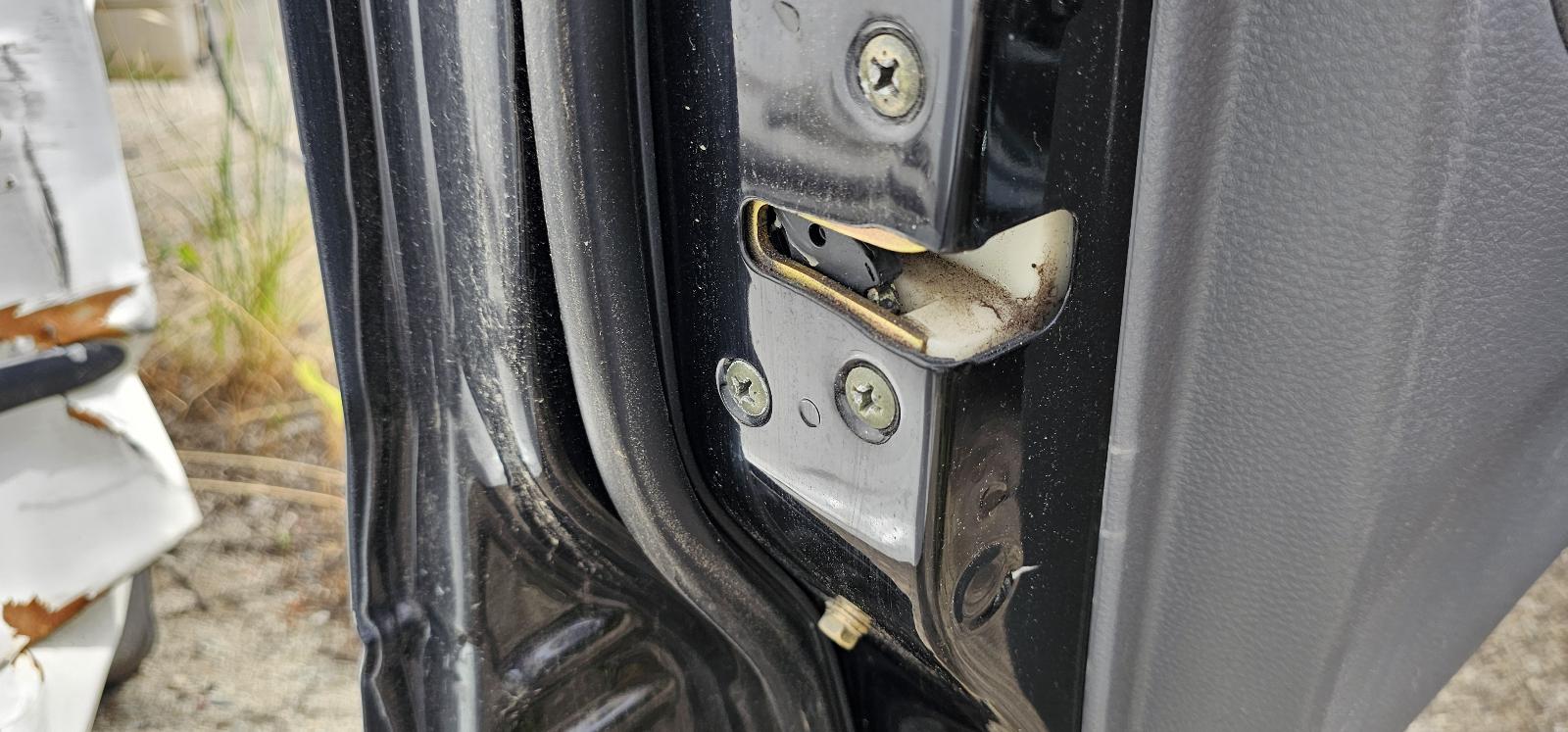 2005 Mitsubishi Lancer Antenna View Auto part Antenna Mitsubishi Lancer 2005