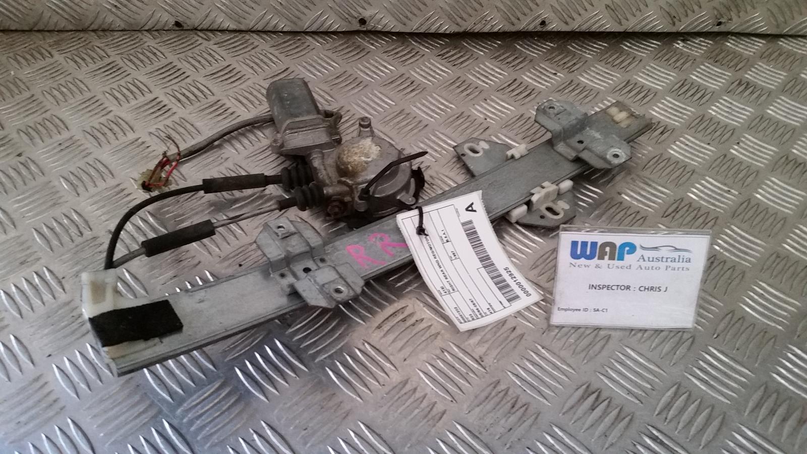 View Auto part Right Rear Wnd Reg/Motor Rover 416i 1987