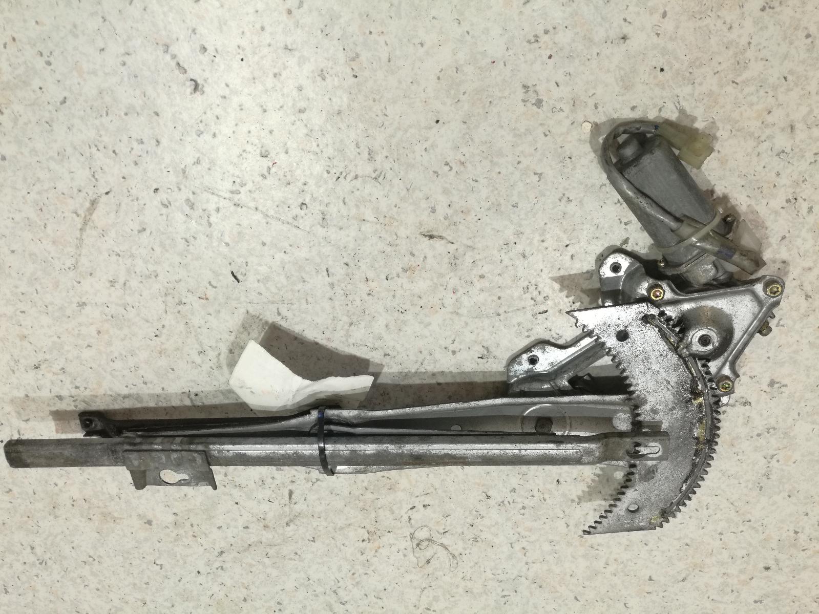View Auto part Left Front Window Reg/Motor Rover 416i 1987