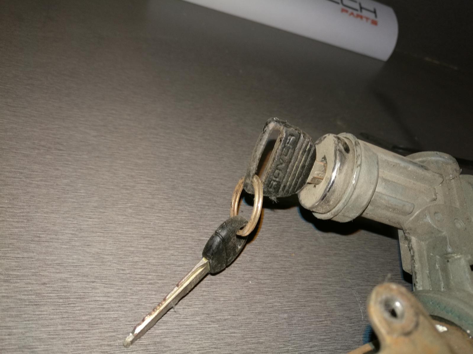 View Auto part Ignition W/ Key Rover 416i 1987