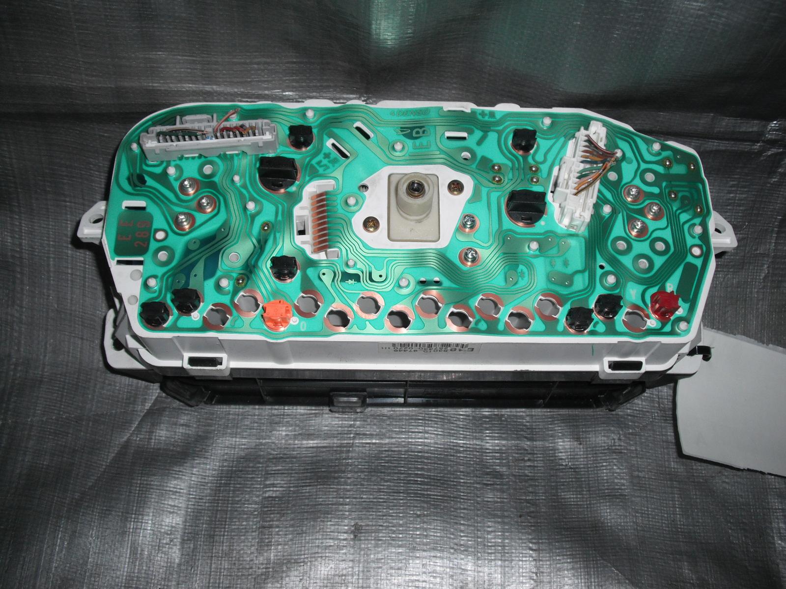 View Auto part Instrument Cluster Daihatsu Sirion 2001