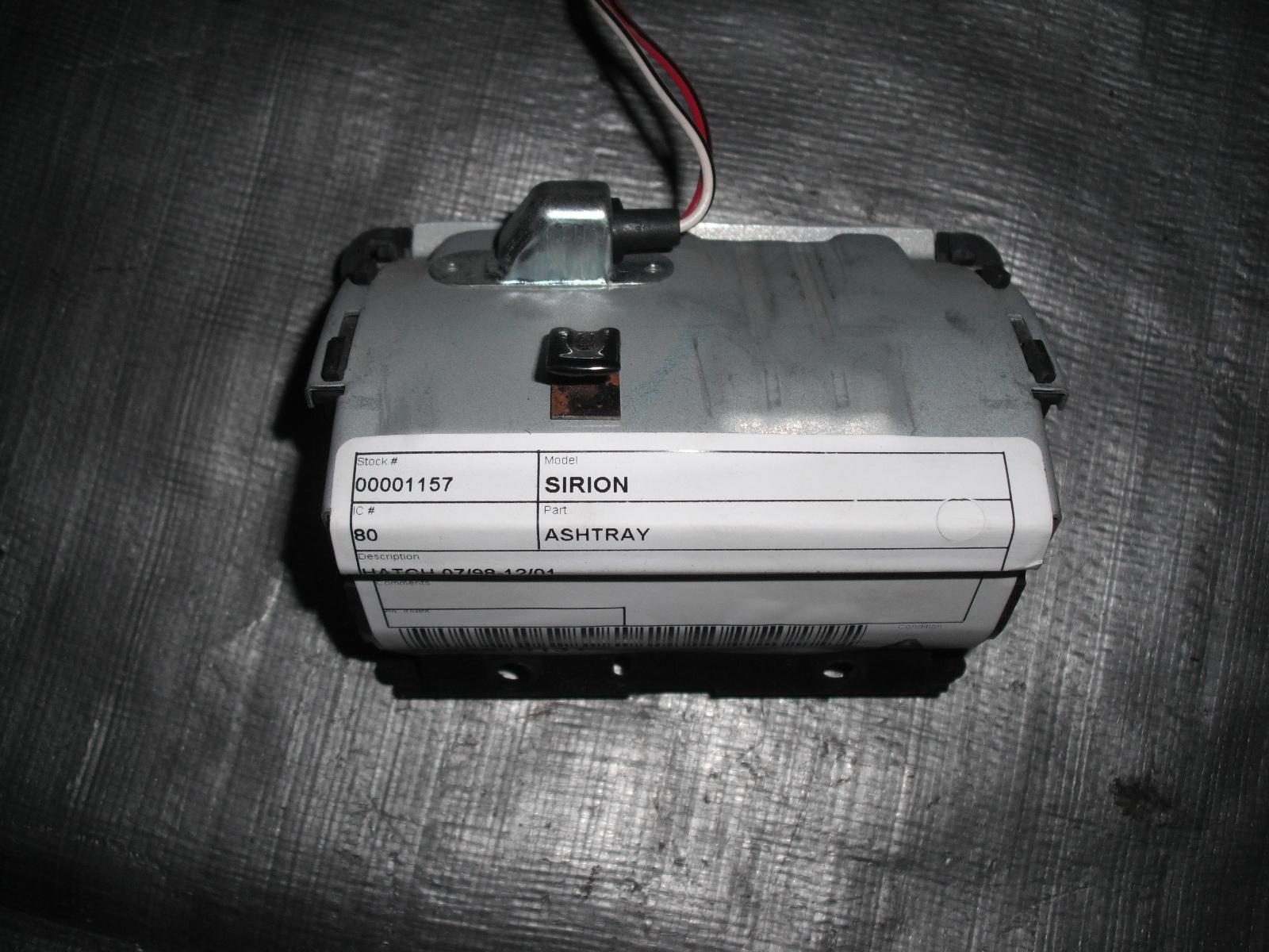 View Auto part Ashtray Daihatsu Sirion 2001