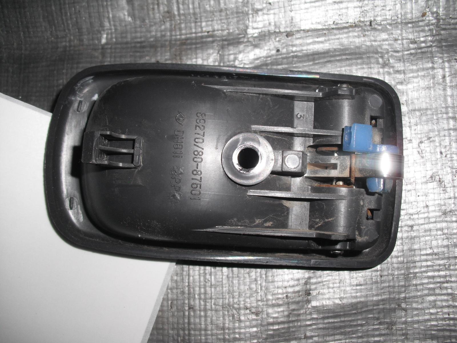 View Auto part Door Handle Daihatsu Sirion 2001