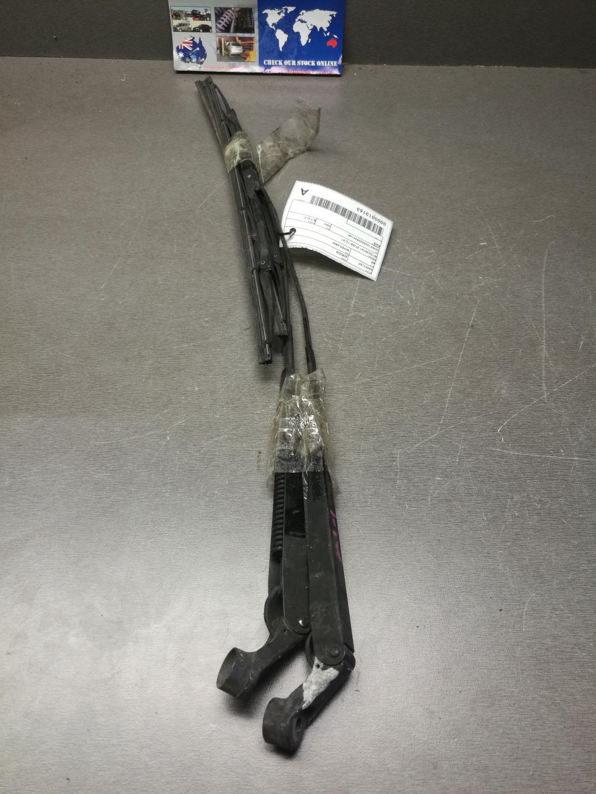 View Auto part Wiper Arm Daihatsu Sirion 2001