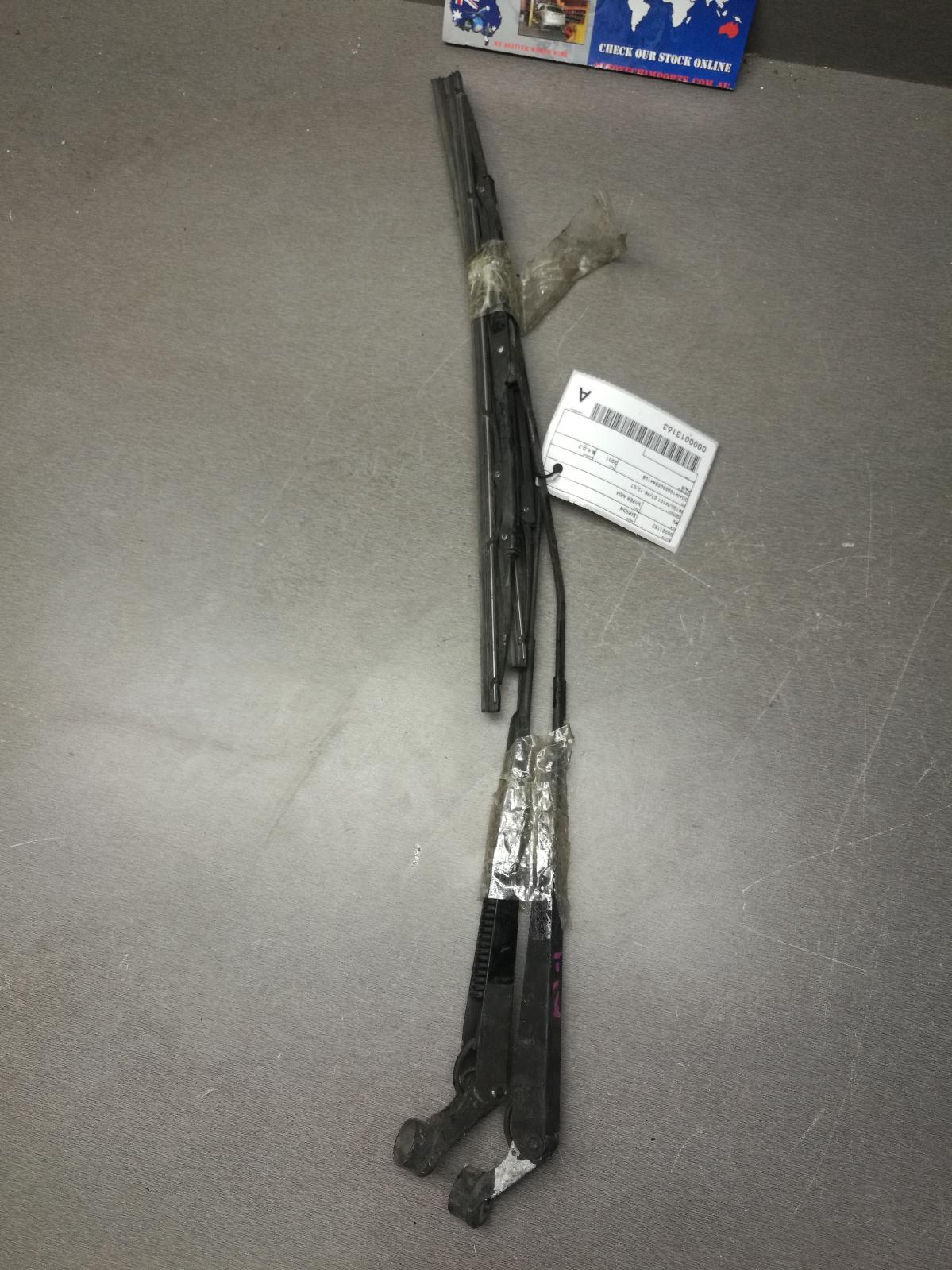 View Auto part Wiper Arm Daihatsu Sirion 2001