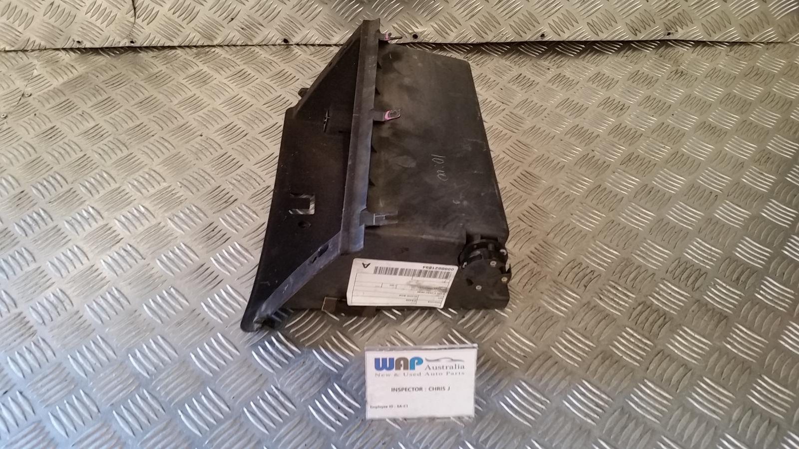 View Auto part Glove Box Lexus Es300 (92-05) 1993