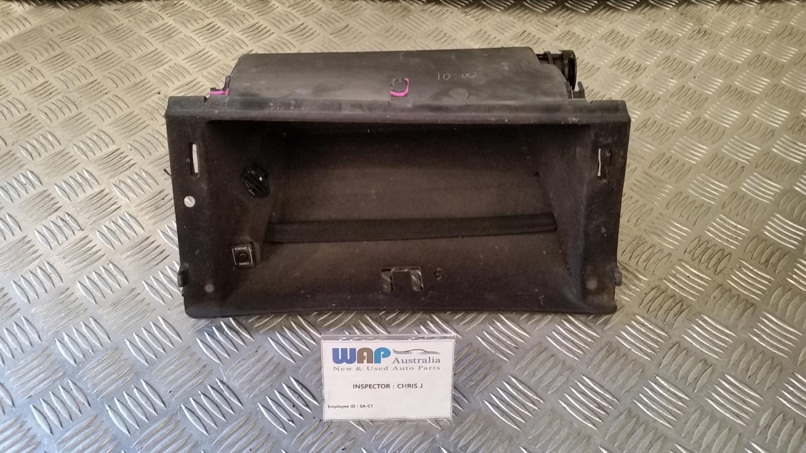 View Auto part Glove Box Lexus Es300 (92-05) 1993