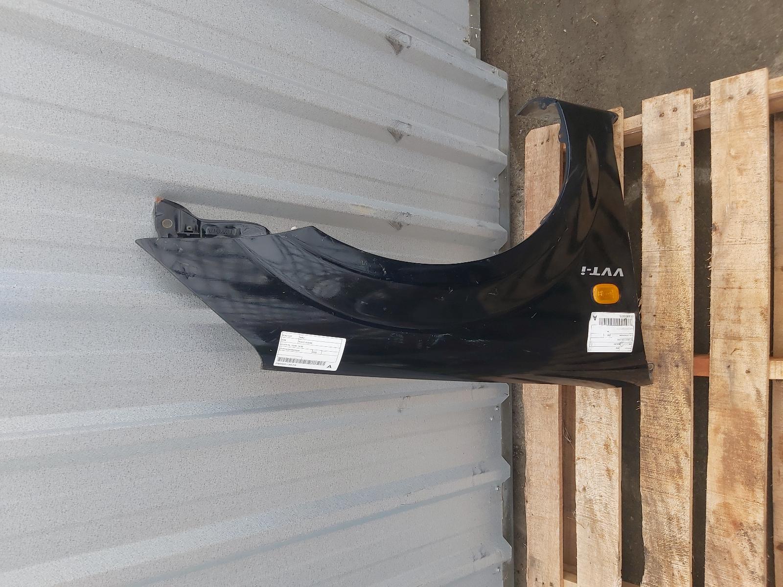 2002 Toyota Mr2 Right Guard View Auto part Right Guard Toyota Mr2 2002