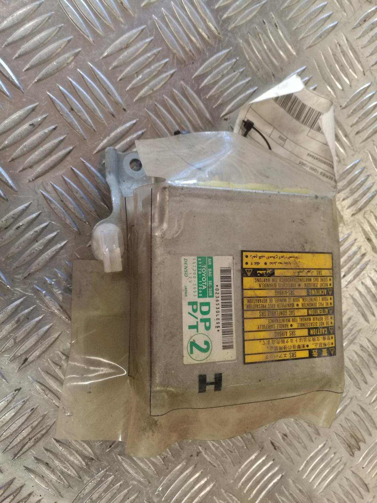 2002 Toyota Mr2 Airbag Module/Sensor View Auto part Airbag Module/Sensor Toyota Mr2 2002