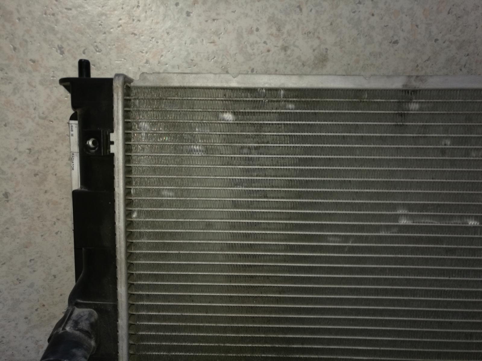 View Auto part Radiator Toyota Mr2 2002