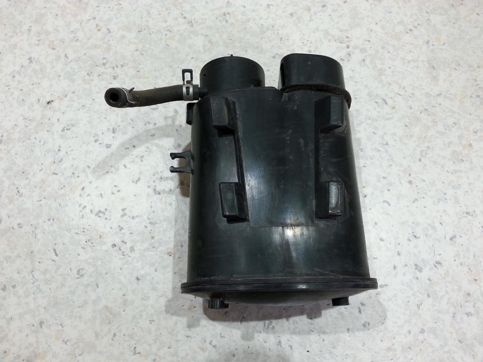View Auto part Air Cleaner Duct/Hos Toyota Mr2 2002
