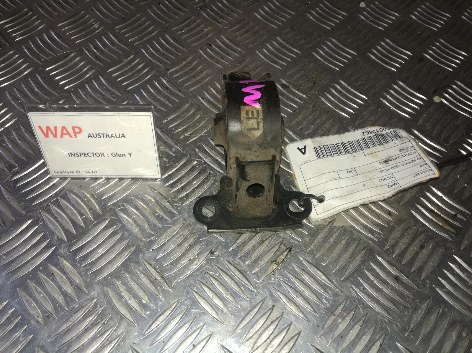 View Auto part Mount Toyota Mr2 2002