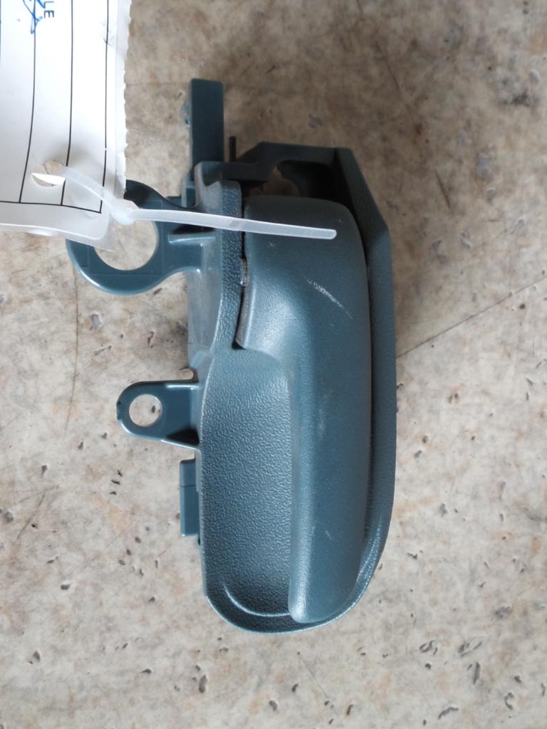 View Auto part Door Handle Toyota Echo 1999
