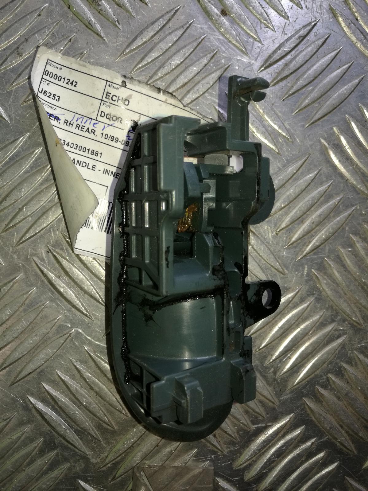 View Auto part Door Handle Toyota Echo 1999