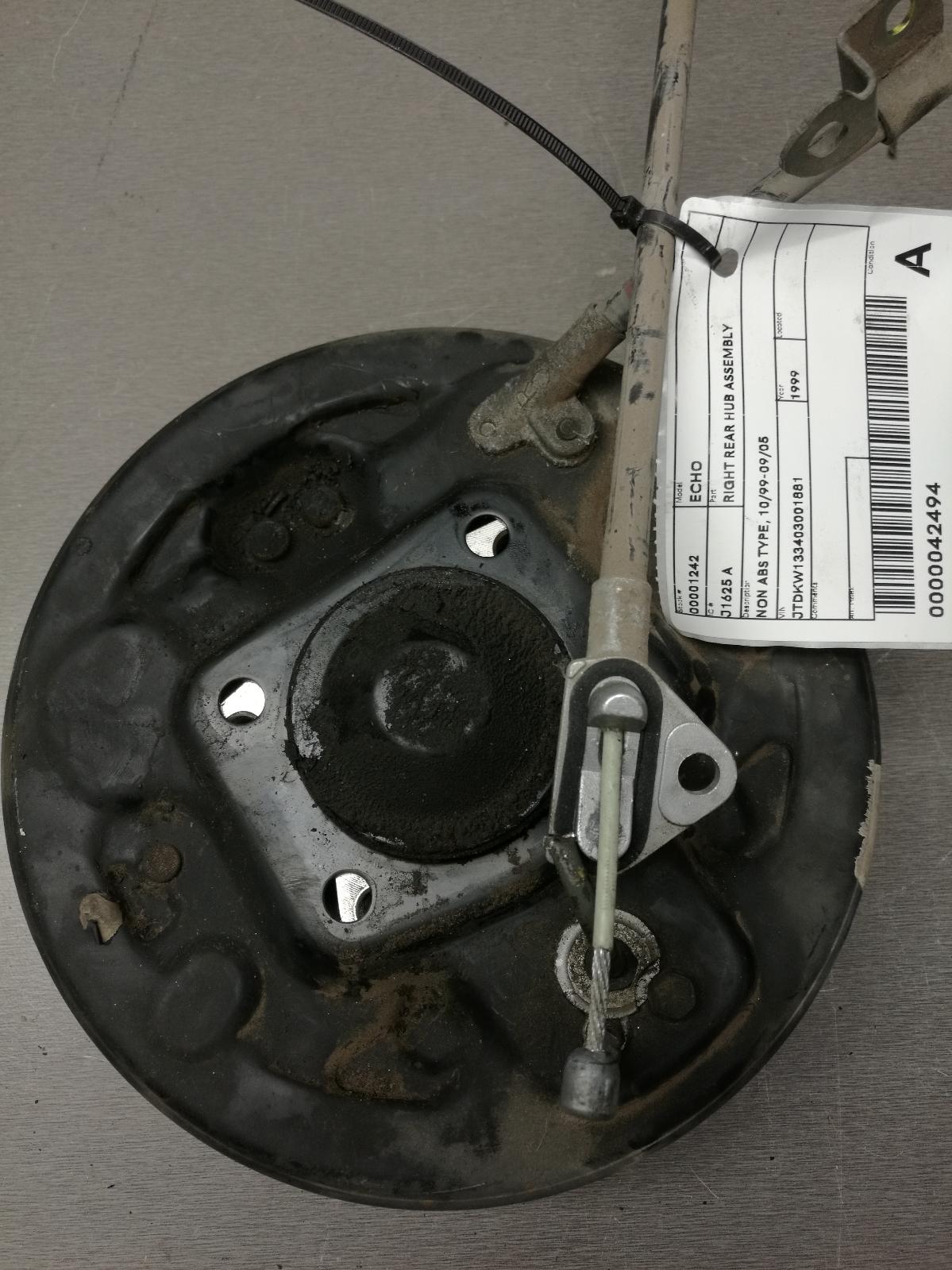View Auto part Right Rear Hub Assembly Toyota Echo 1999