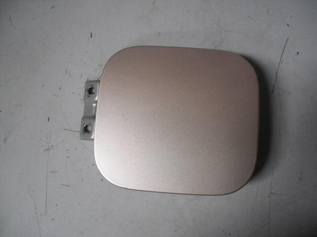 View Auto part Fuel Door / Filler Honda Crv 2001