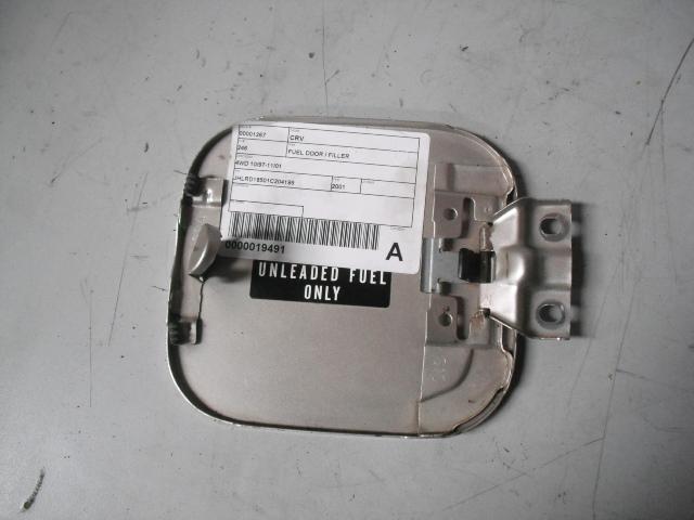 View Auto part Fuel Door / Filler Honda Crv 2001