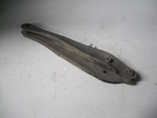 View Auto part Left Rear Trailing Arm Honda Crv 2001