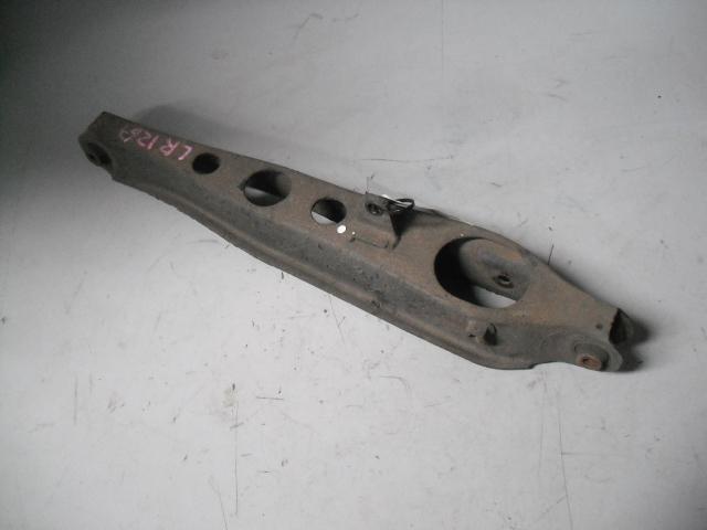 View Auto part Left Rear Trailing Arm Honda Crv 2001