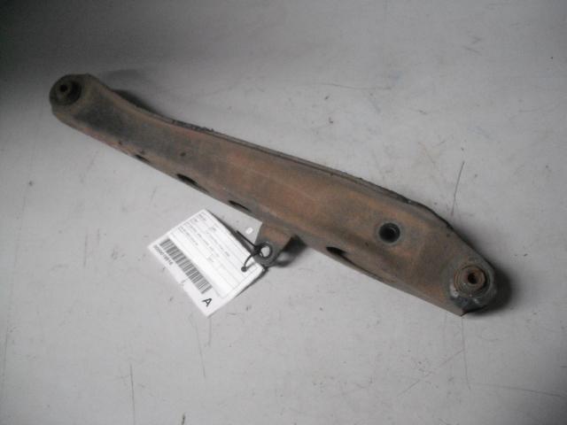 View Auto part Left Rear Trailing Arm Honda Crv 2001