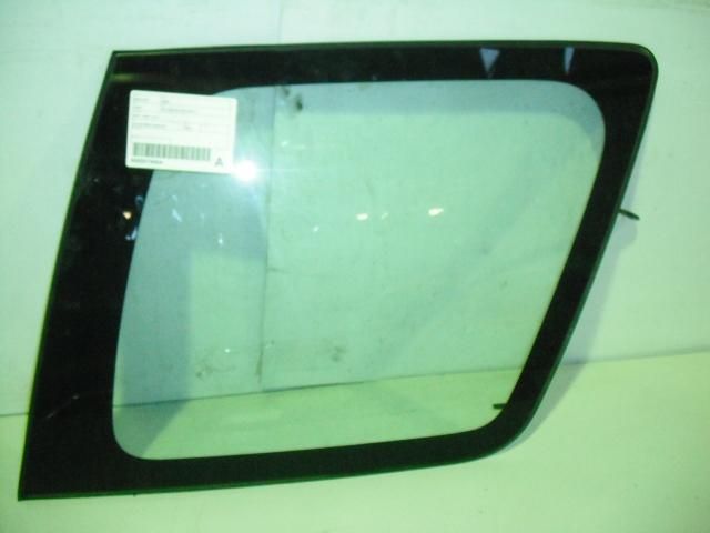 View Auto part Right Rear Side Glass Honda Crv 2001