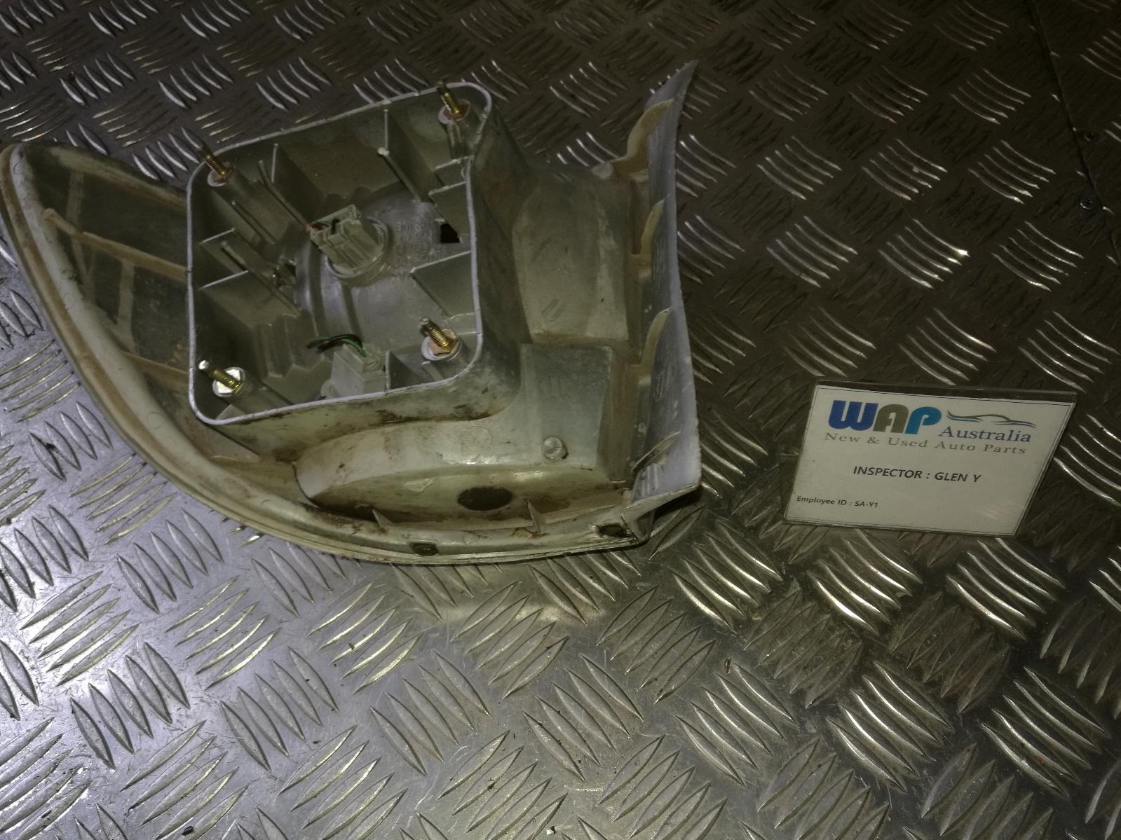 1995 Honda Civic Left Taillight View Auto part Left Taillight Honda Civic 1995