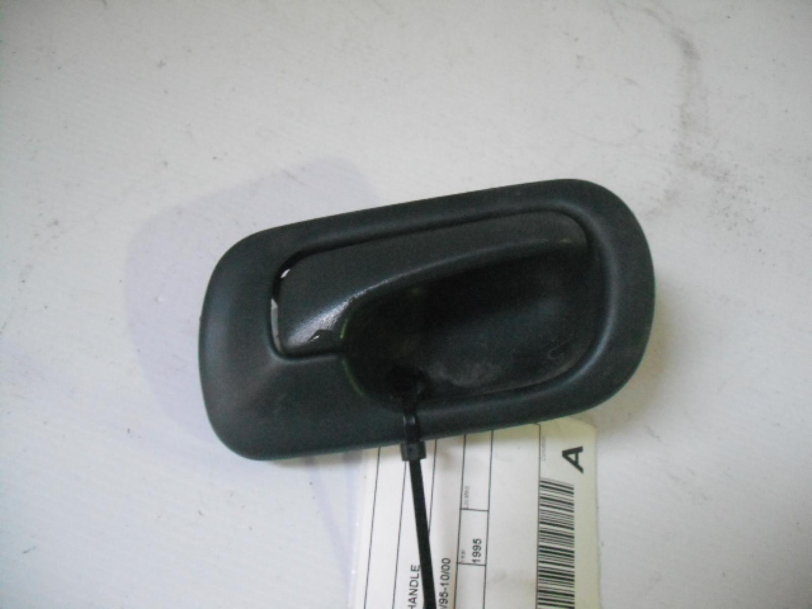 View Auto part Door Handle Honda Civic 1995