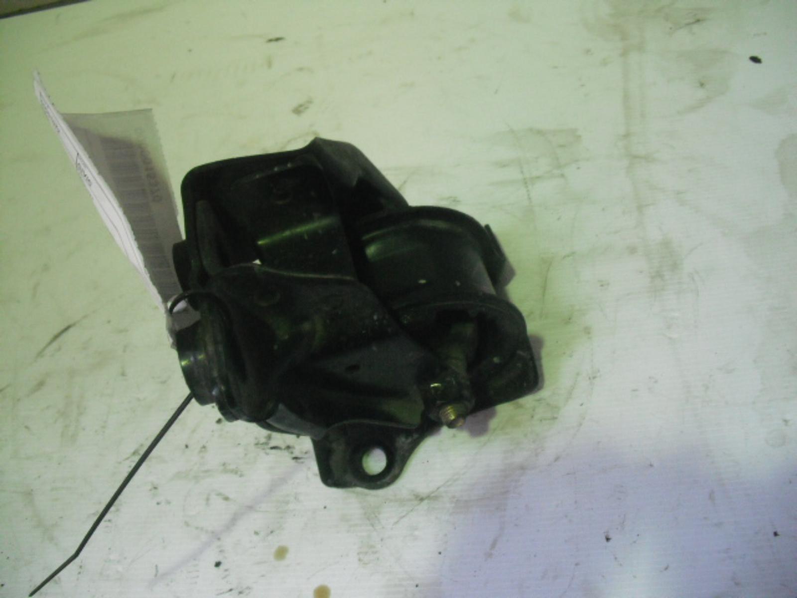 View Auto part Mount Honda Civic 1995
