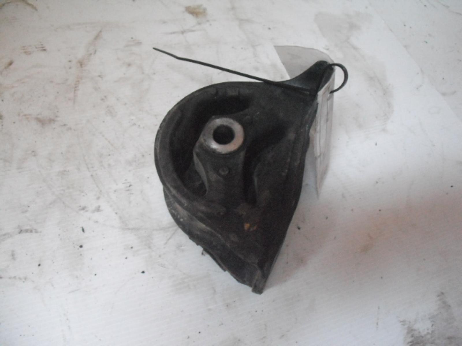 View Auto part Mount Honda Civic 1995