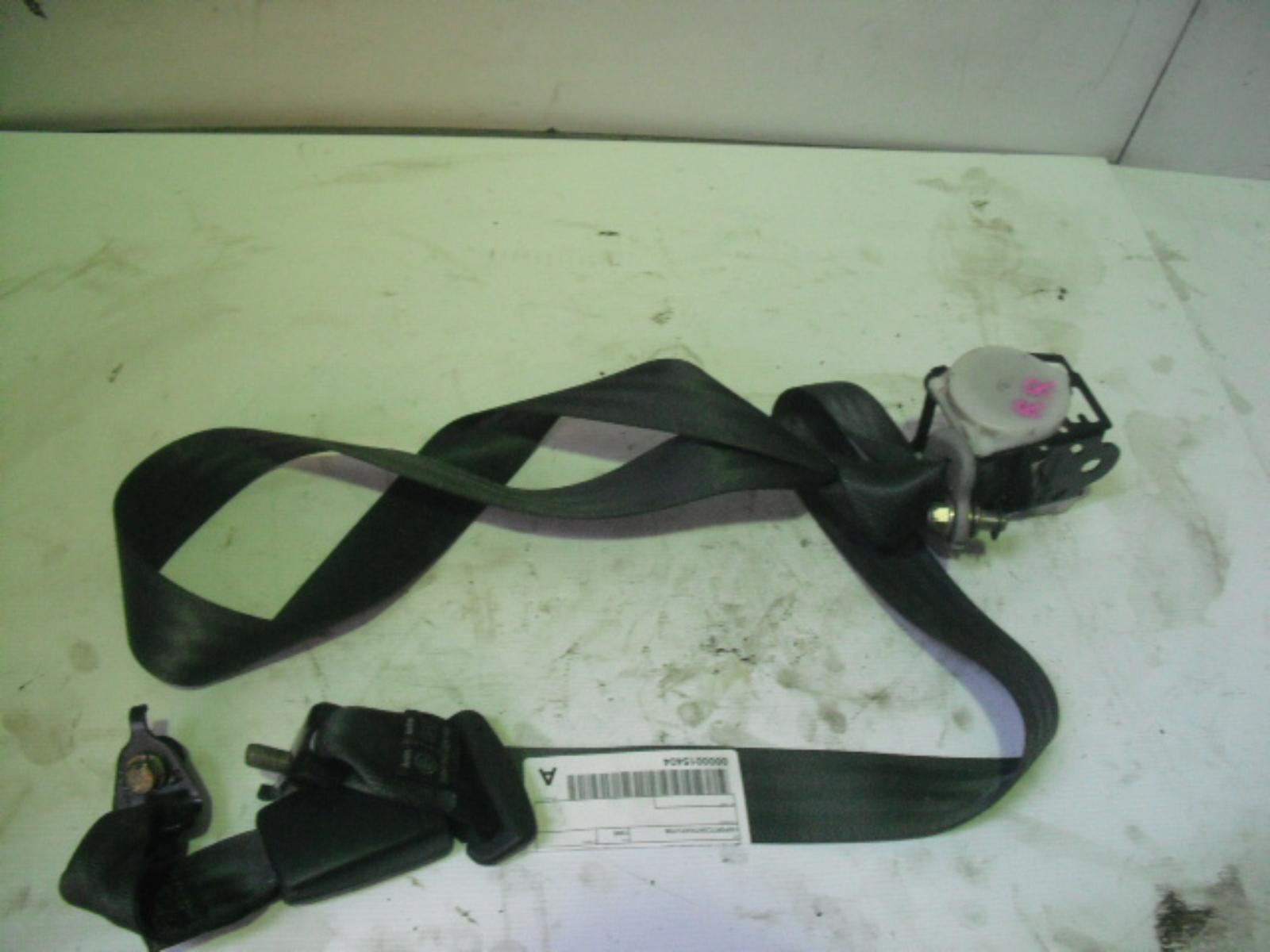 View Auto part Seatbelt/Stalk Honda Civic 1995