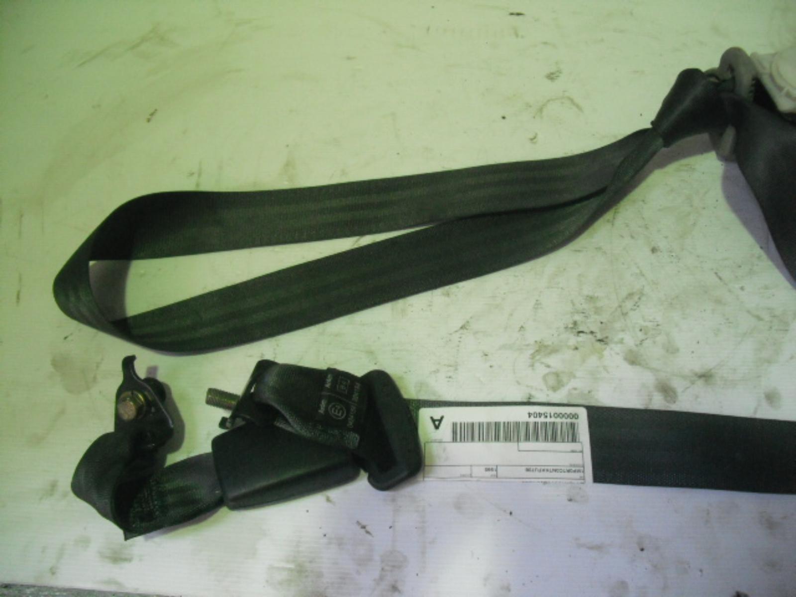 View Auto part Seatbelt/Stalk Honda Civic 1995